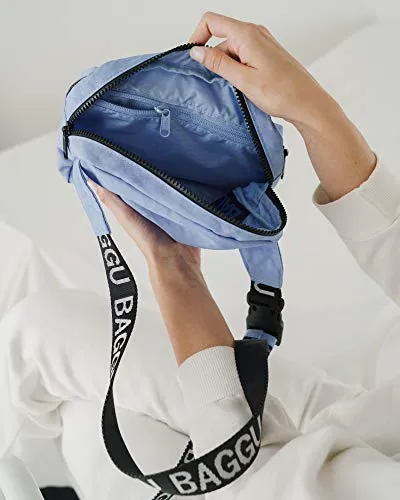 BAGGU Fanny Pack, Fashion Forward and Easy to Carry, Cornflower