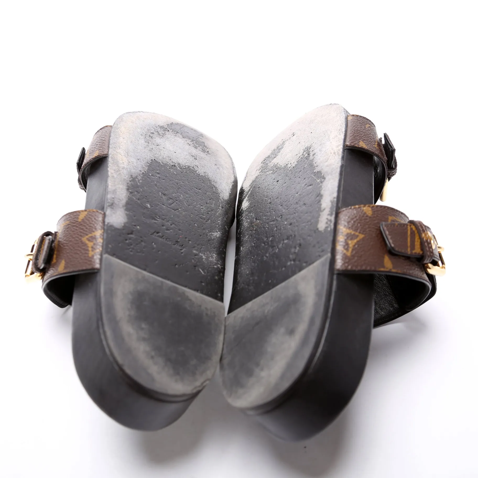 Bom Dia Sandals Size 40
