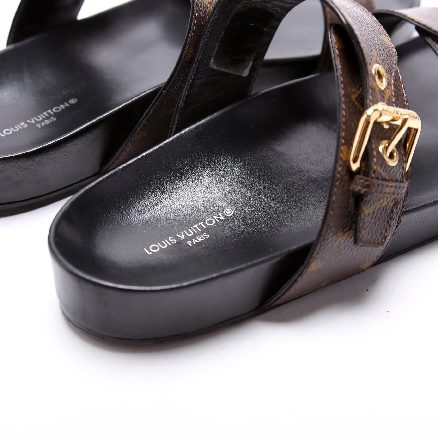Bom Dia Sandals Size 40