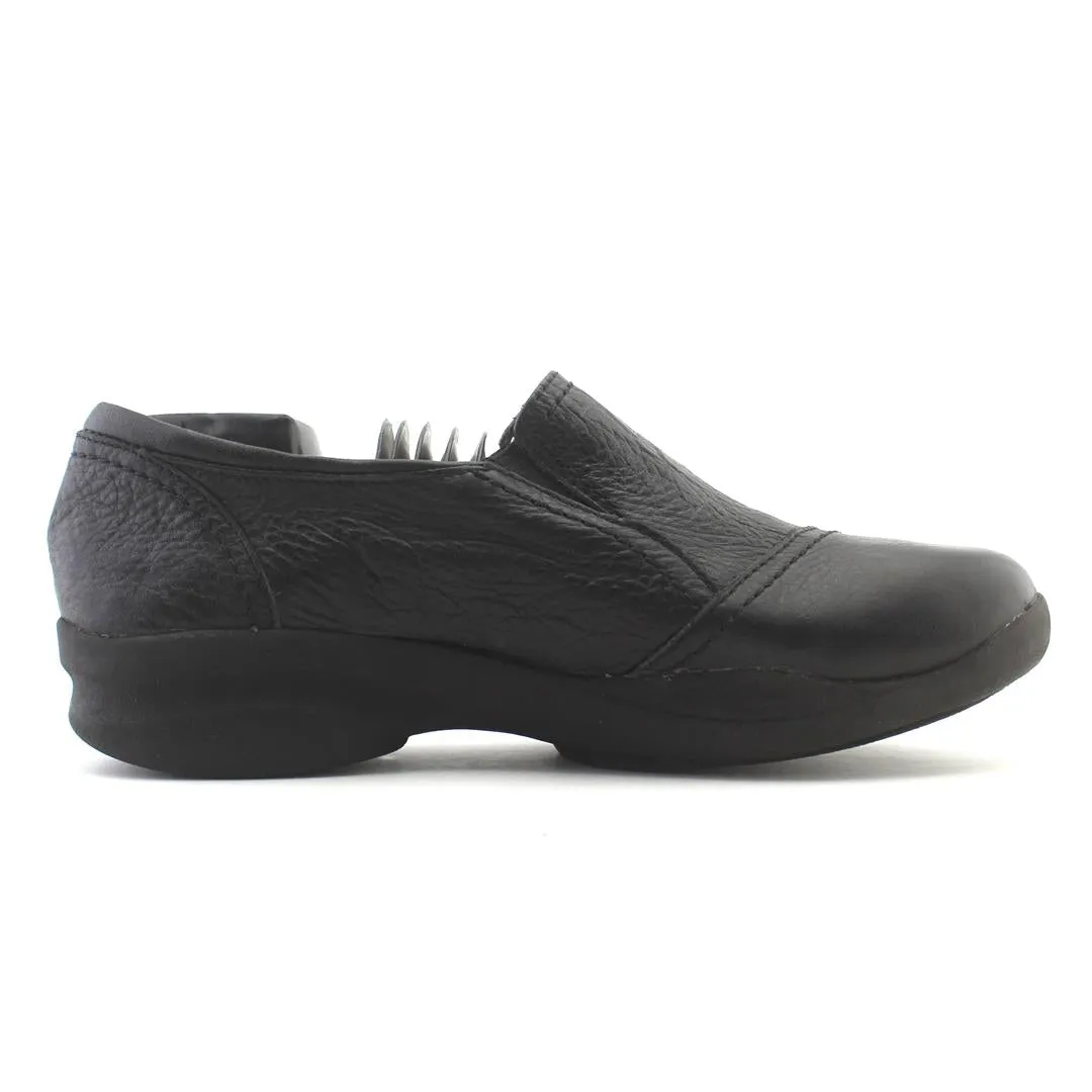 CLARKS IN MOTION