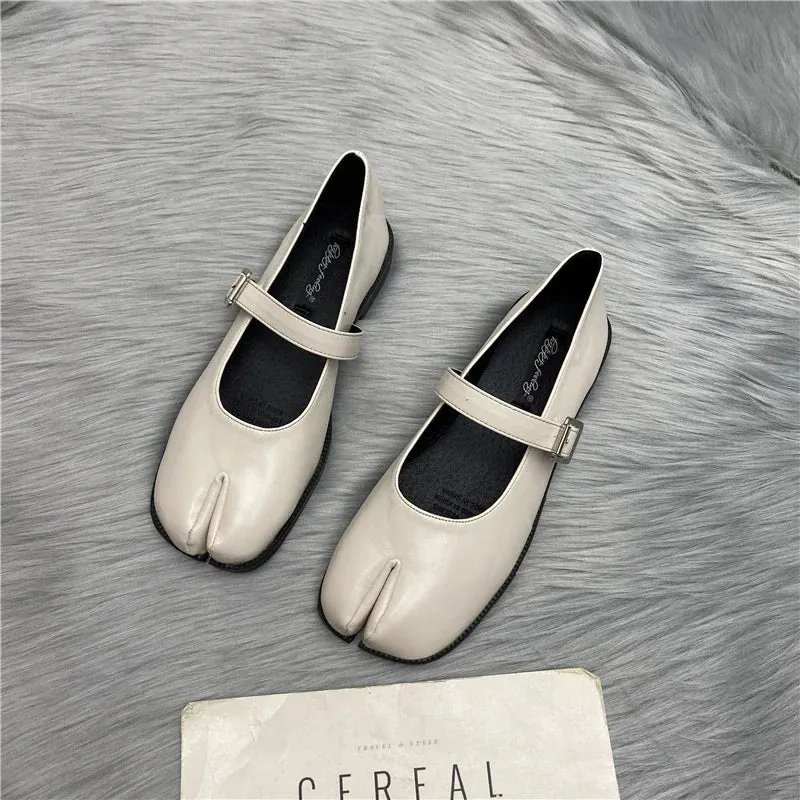 Modern Split Toe Flat Mary Jane Shoes w/ Buckle