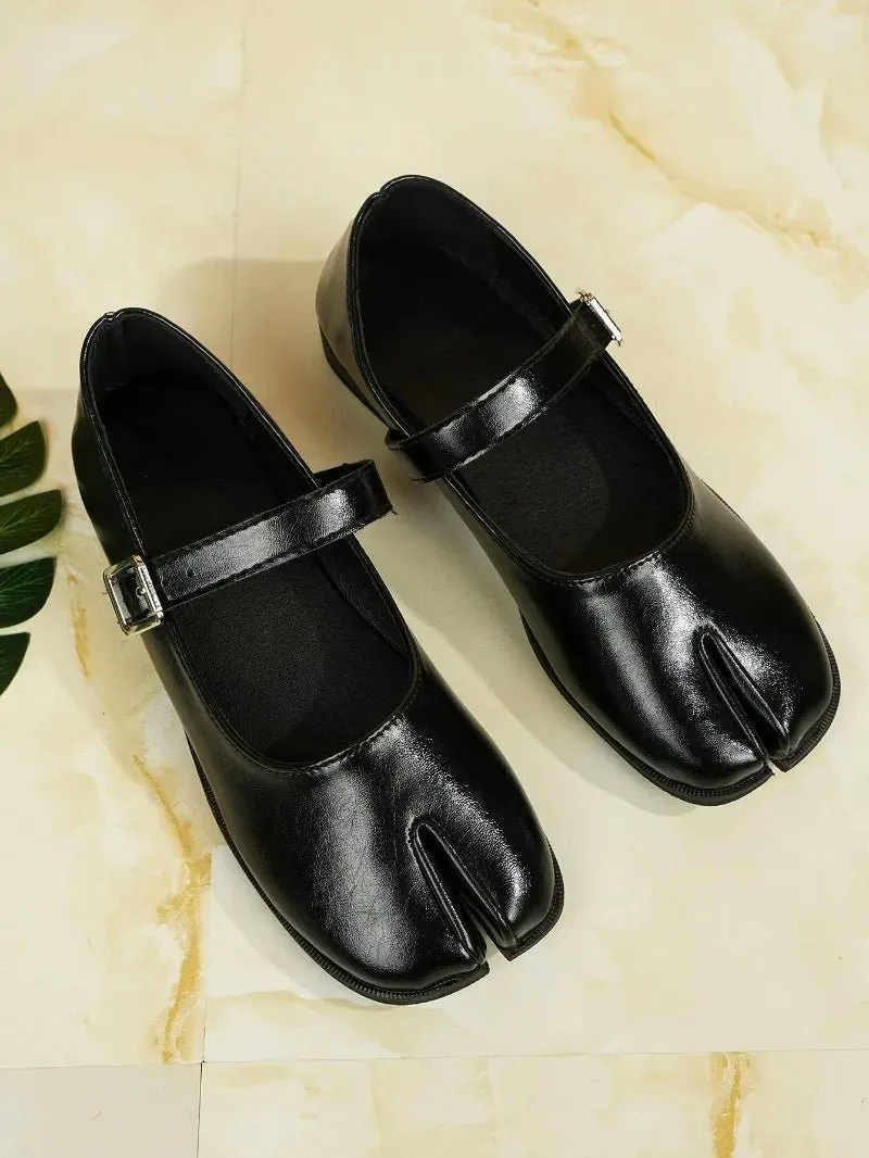 Modern Split Toe Flat Mary Jane Shoes w/ Buckle