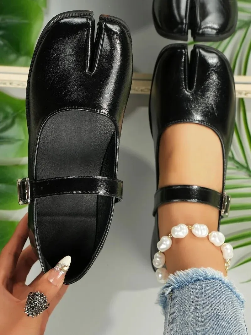 Modern Split Toe Flat Mary Jane Shoes w/ Buckle
