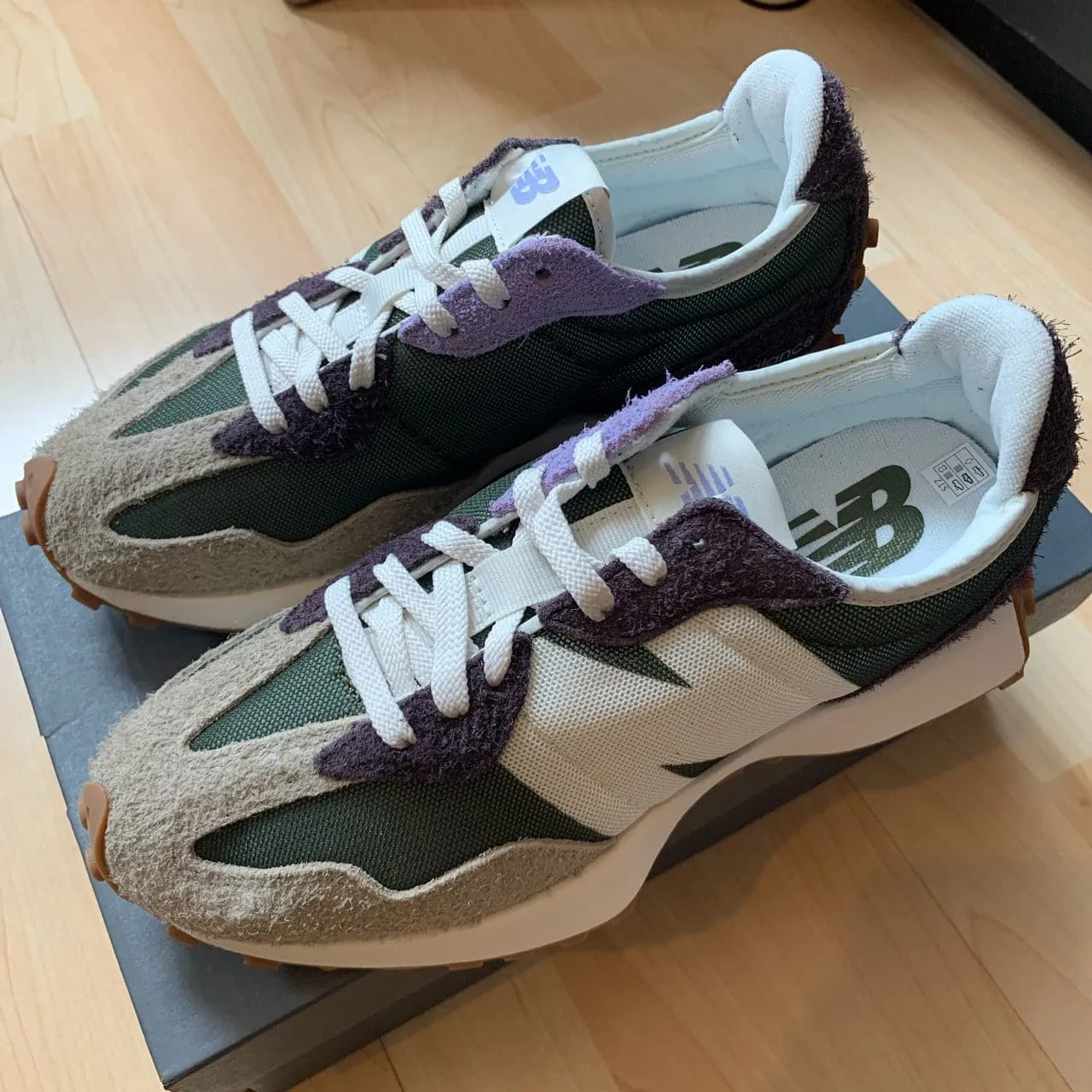 New Balance 327 Olive Purple