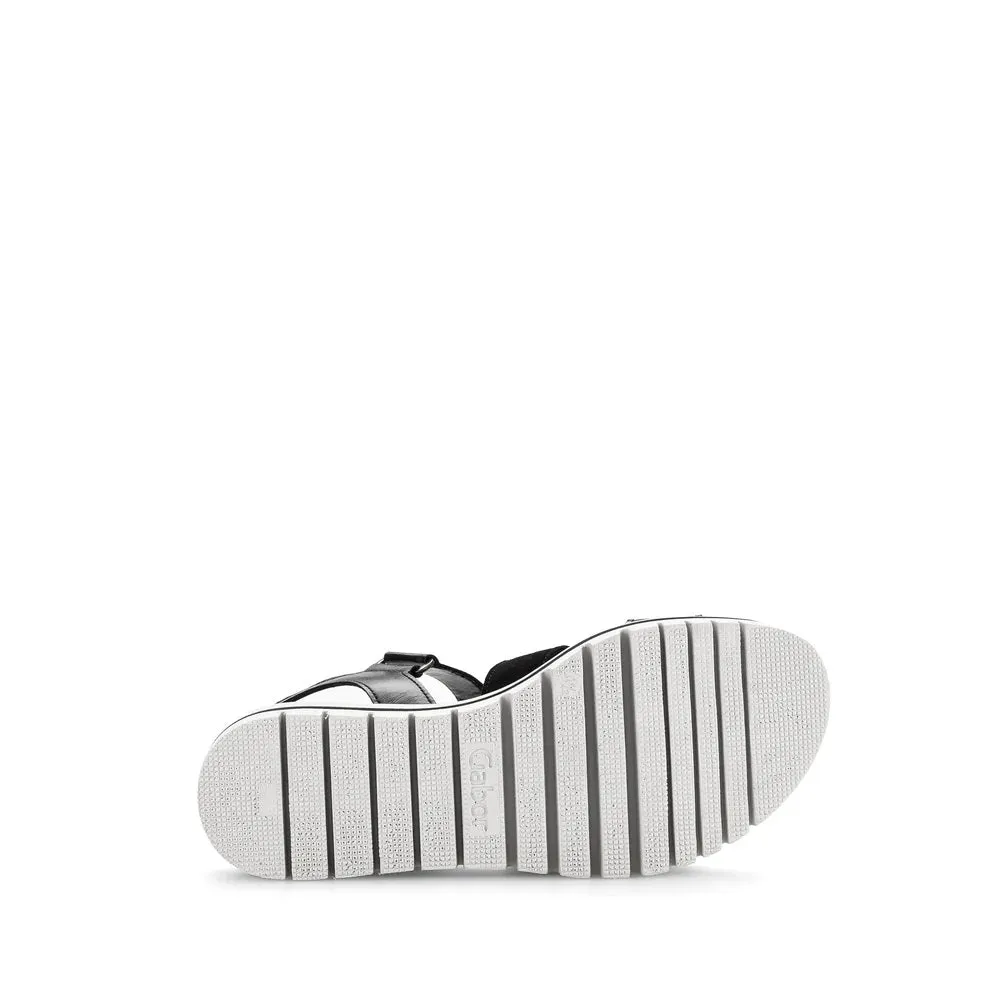 Three Strap Sandals - Black
